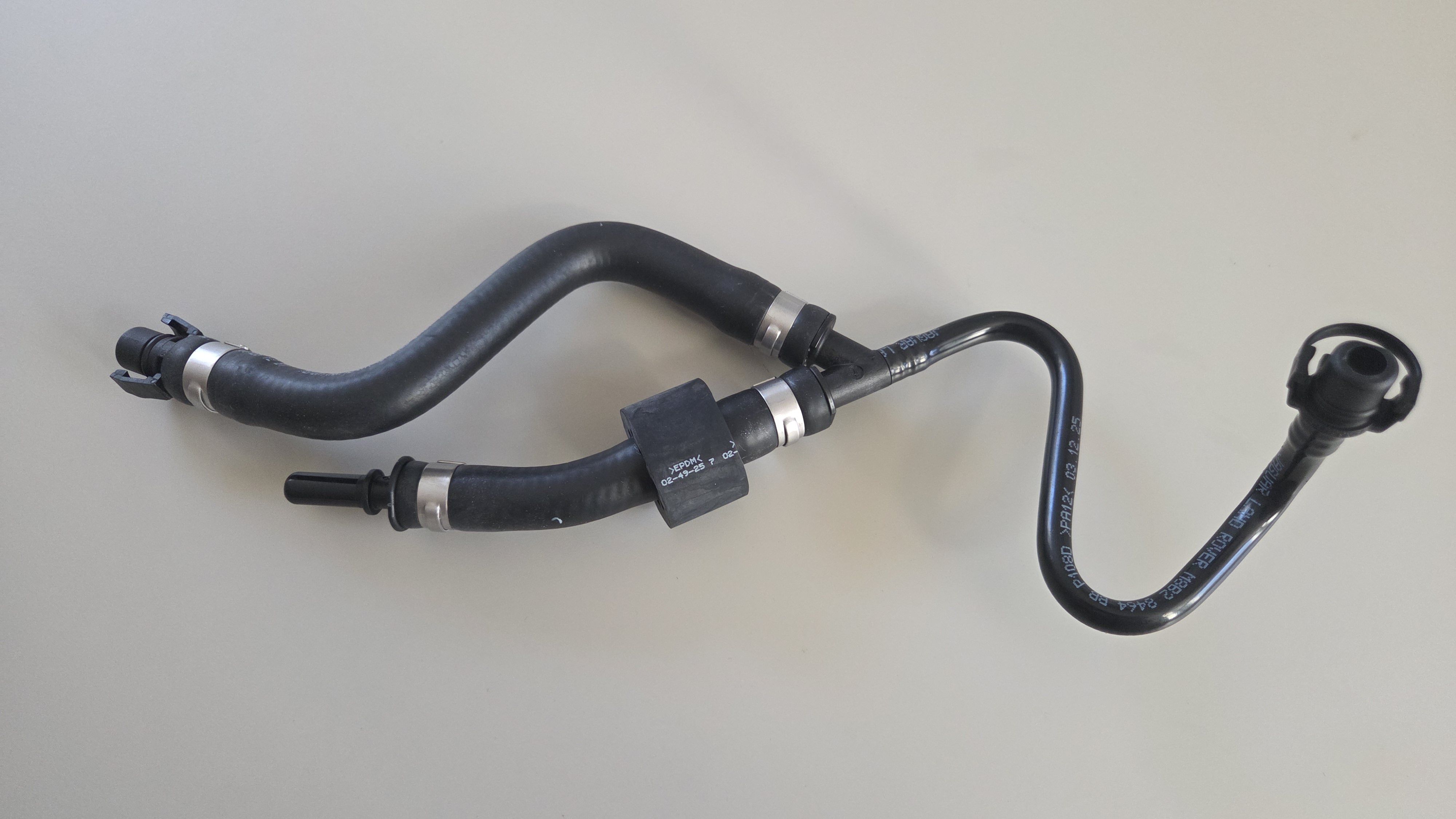 LR139417 - Engine Coolant Bleed Hose for Land Rover Range Rover IV L405 [3.0 D AJ20D6]